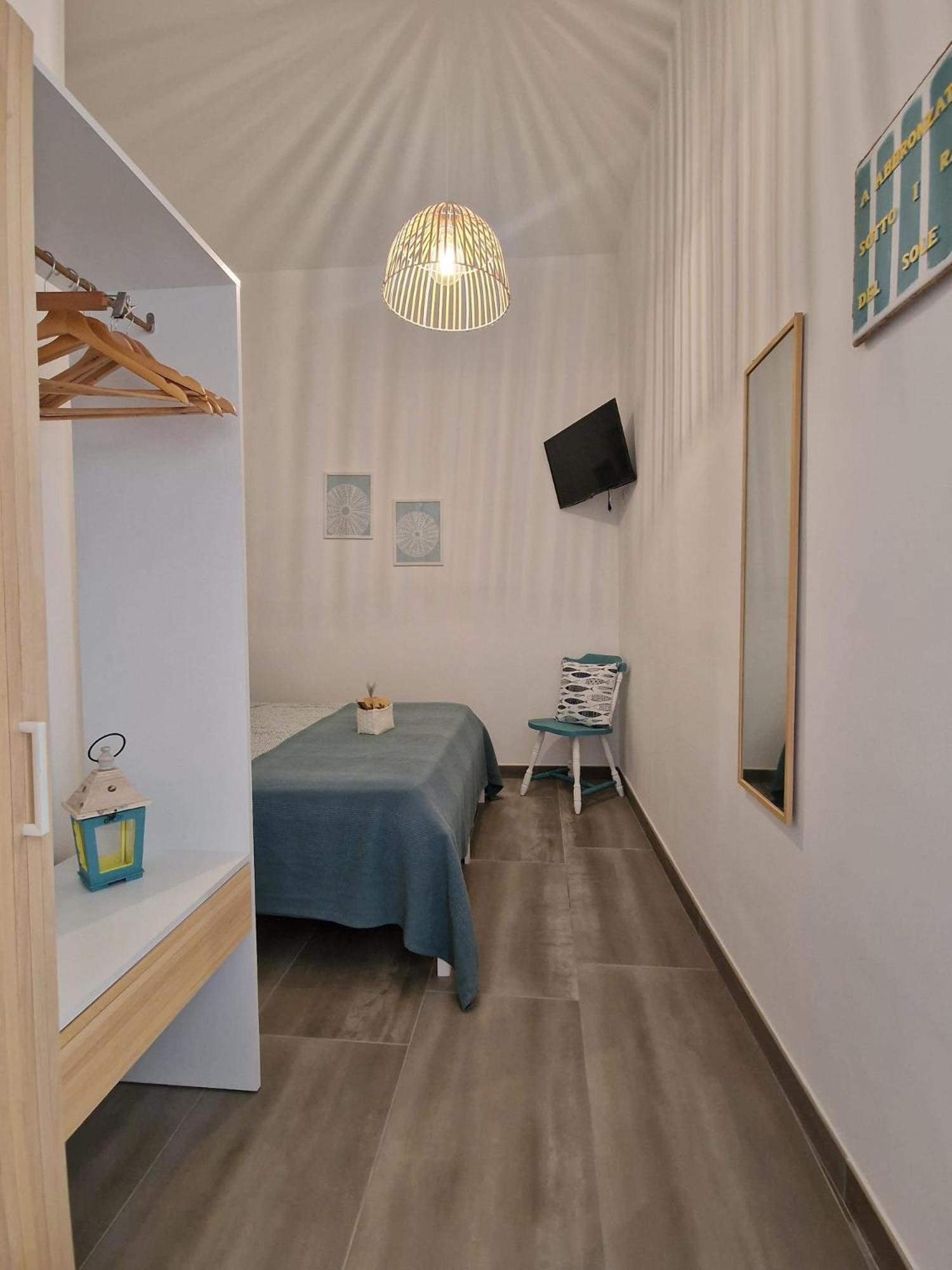 Camere A Oriente II Room And Apartments Torre dell'Orso Exterior foto